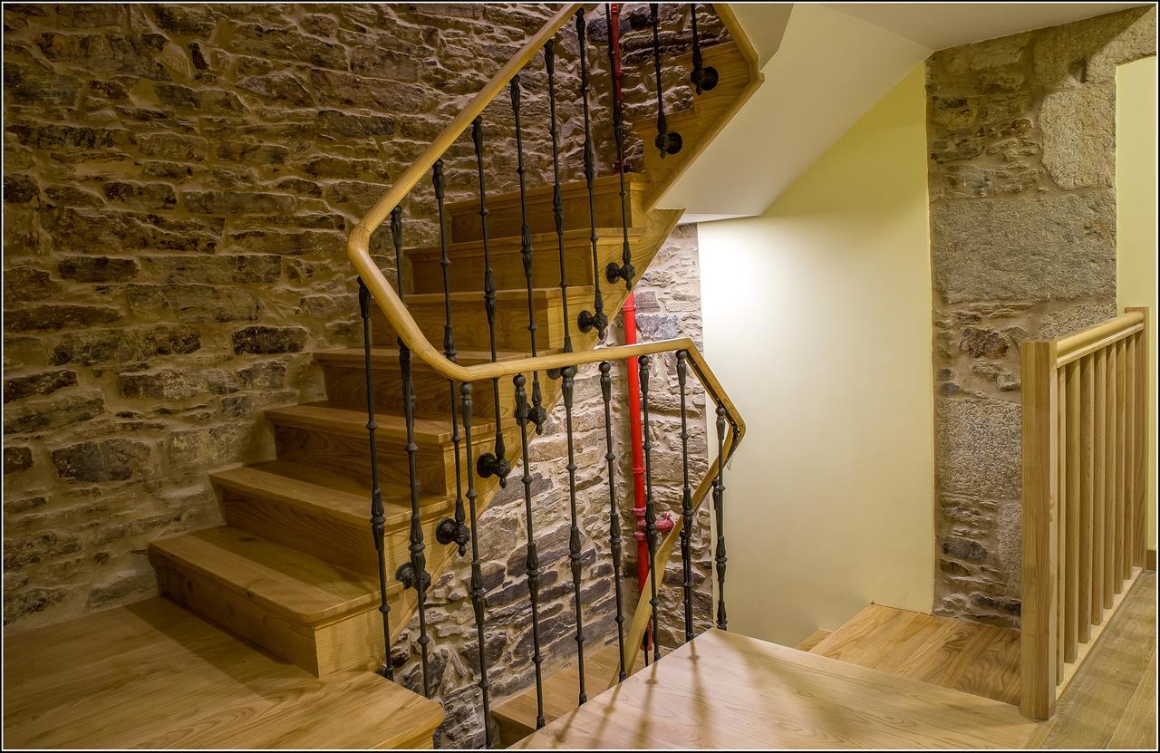 Oxford Suites ซานติอาโก เด กอมโปสเตลา ภายนอก รูปภาพ
