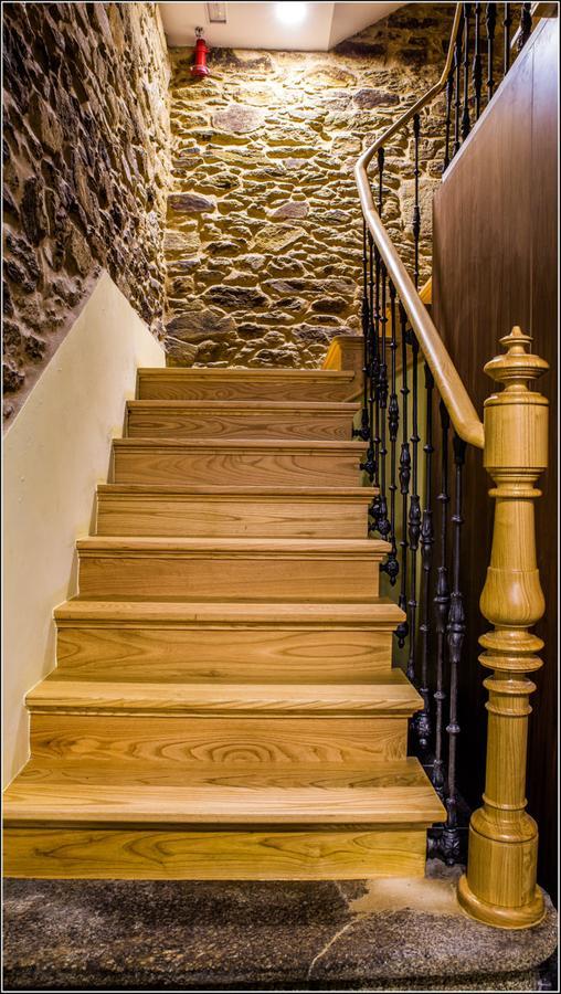 Oxford Suites ซานติอาโก เด กอมโปสเตลา ภายนอก รูปภาพ