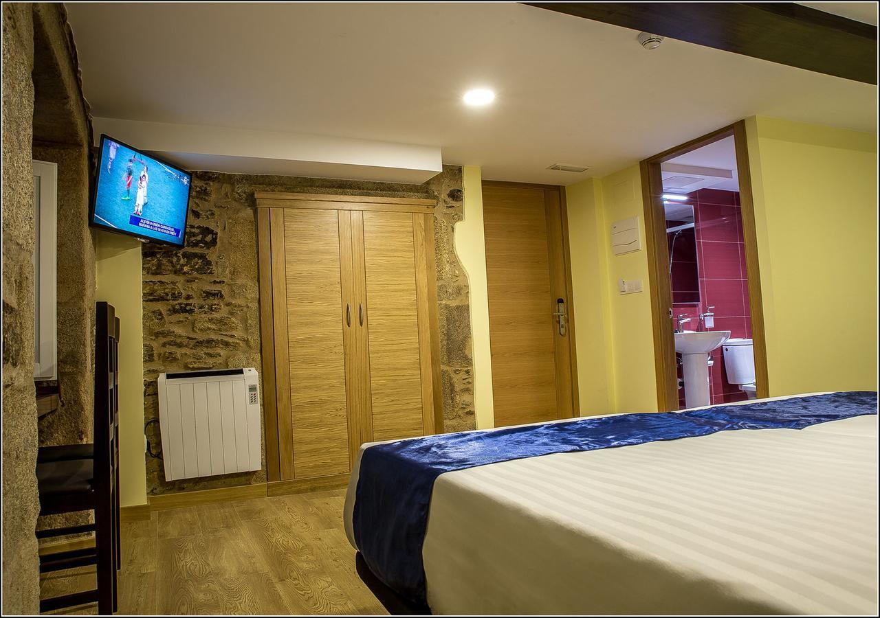 Oxford Suites ซานติอาโก เด กอมโปสเตลา ภายนอก รูปภาพ