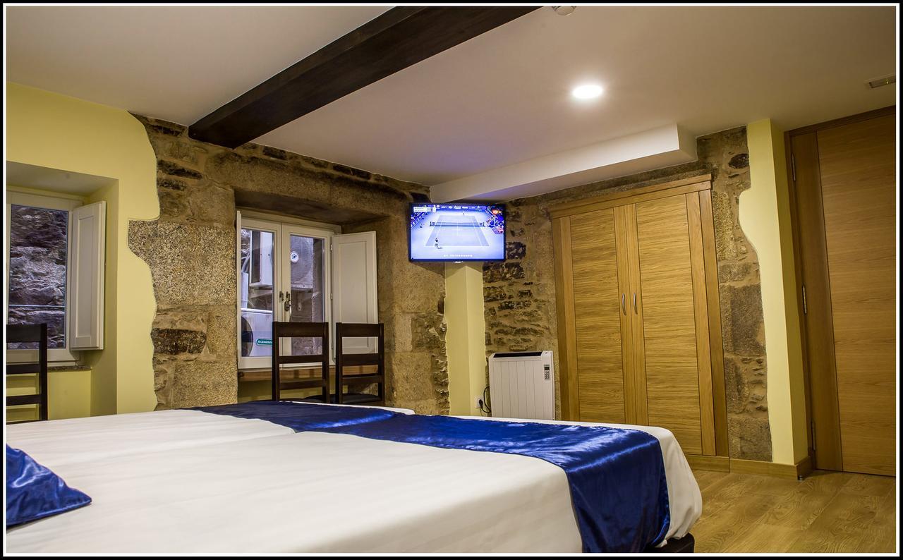 Oxford Suites ซานติอาโก เด กอมโปสเตลา ภายนอก รูปภาพ